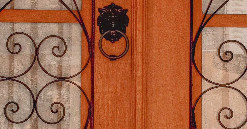 London home security checklist 2025