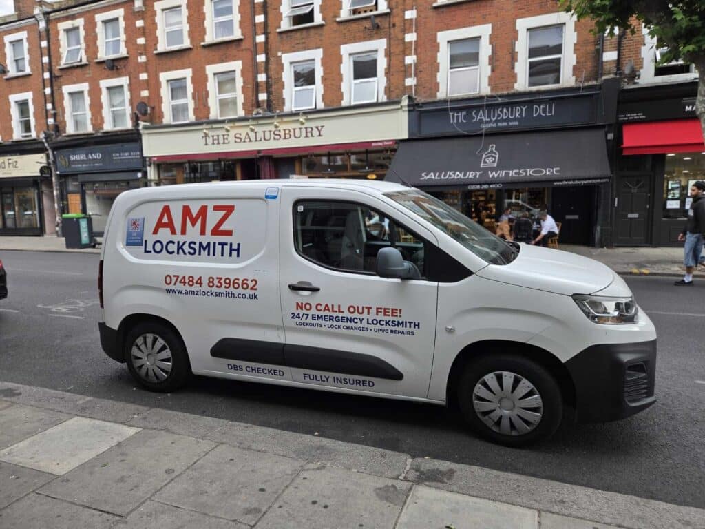 24-Hour Commercial Locksmith Services in Queen's Park NW6