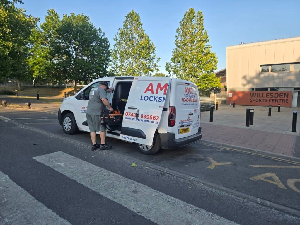 Commercial Locksmith Services in Willesden